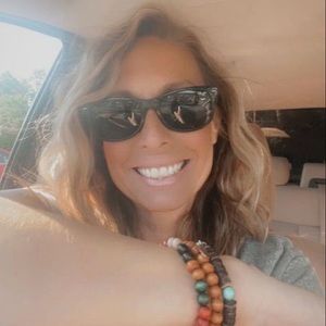 Meet your Posher, Leigh